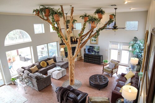  3,300 ft, Lakeview,  Hot Tub, Big Yard, Deer, Koi, Tubbing
CL Gorge,Gruene Hall