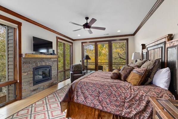 4 makuuhuonetta, silitysrauta/-lauta, Wi-Fi, vuodevaatteet