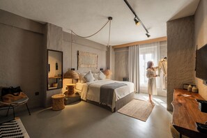 Suite - ikke-ryger | Minibar, pengeskab på værelset, skrivebord, gratis Wi-Fi