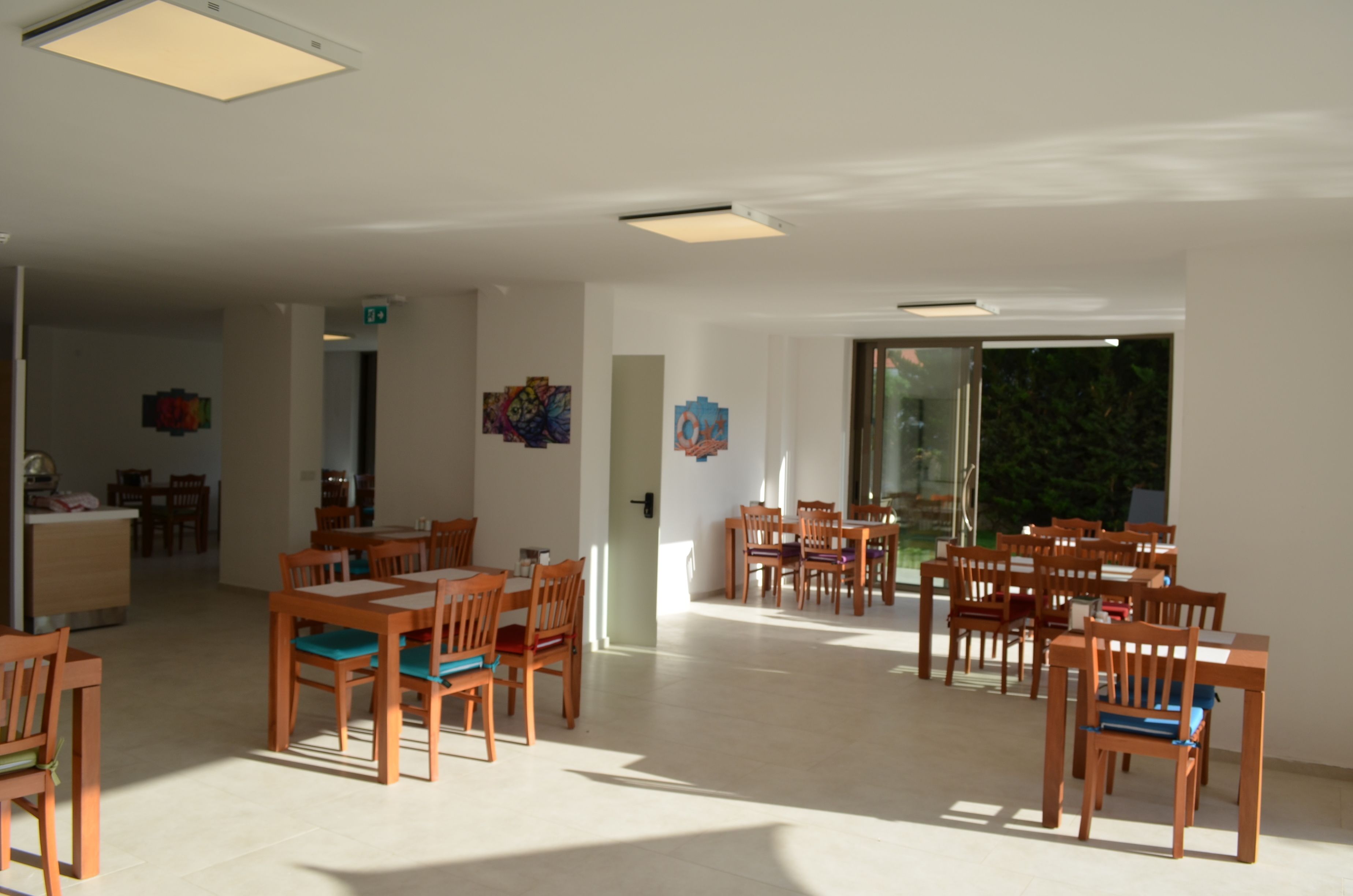 daily full breakfast (try 45 per person)