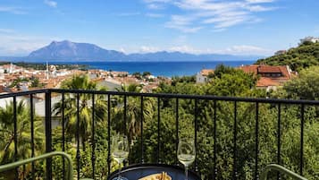 Room, Sea View | Terrace/patio