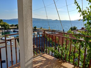 Apartamento, 2 quartos, vista para o mar (A3) | Terraço/pátio