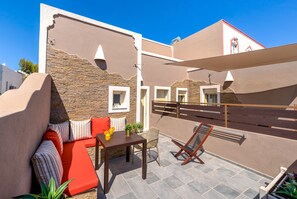 Apartment | Terrace/patio - MiCasa (Santorini)