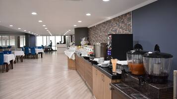 2 restaurants, breakfast, lunch, dinner served; Turkish cuisine