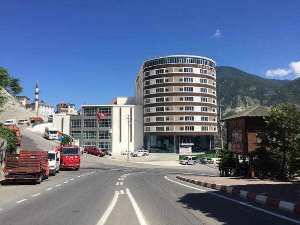 Front of property - Grand Hotel Artvin (Artvin)