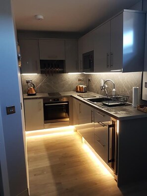 Appartement Luxe, 1 chambre, vue colline | Cuisine privée