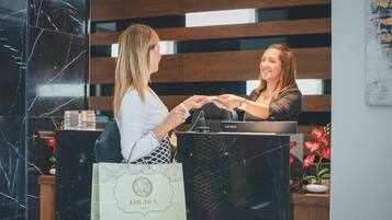 Check-in/check-out kiosk
