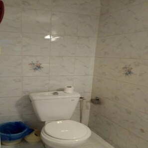 Bathroom - Résidence Les Florhanyas (Abidjan)