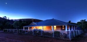 Hus – classic (The Homestead) | Gateutsikt