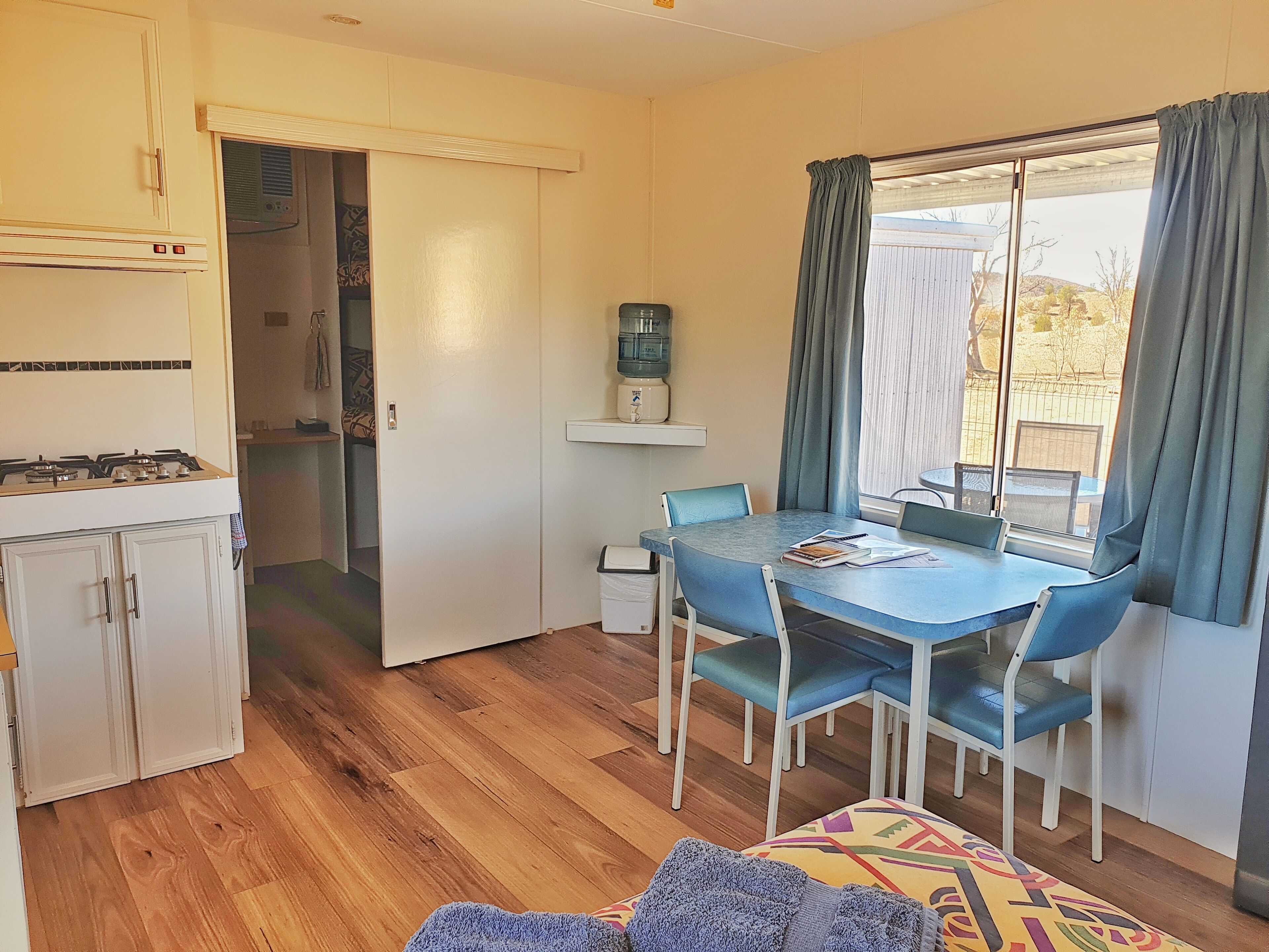 The Jillaroo's Hut | Living area | 32-inch LCD TV with cable channels, TV, DVD player