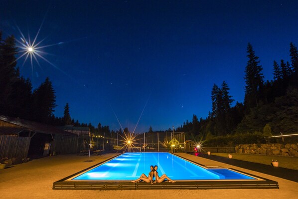 2 indoor pools, seasonal outdoor pool