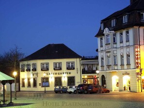 Front of property - Hotel Platengarten (Ansbach)