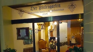 Exterior - Hotel Platengarten (Ansbach)