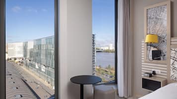 Twin Room, 2 Single Beds | Premium bedding, down duvets, Select Comfort beds, in-room safe