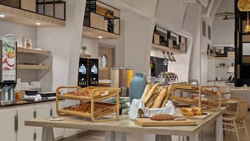 Daily buffet breakfast (EUR 22 per person)