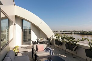 Junior Suite, 1 King Bed, Terrace | Terrace/patio