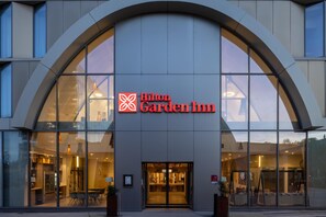 Front of property - Hilton Garden Inn Bordeaux Centre (Bordeaux)