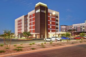 Exterior - Home2 Suites by Hilton Gilbert (Gilbert)