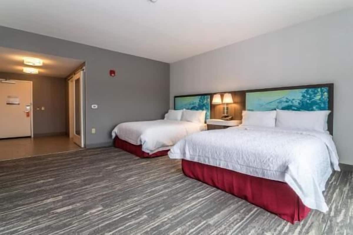 In-room safe, desk, laptop workspace, blackout curtains