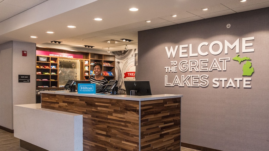 Hampton Inn & Suites Allen Park