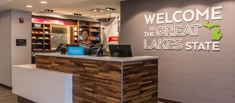 Hampton Inn & Suites Allen Park