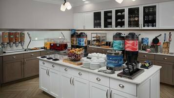 Free daily continental breakfast