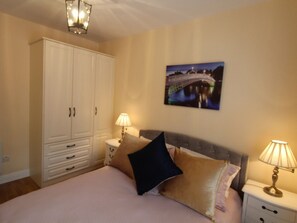 Superior Apartment, Private Bathroom (Ref C) | 2 bedrooms - Garda House (Kinsale)