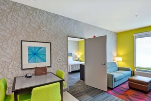 Smart TV - Home2 Suites by Hilton Hot Springs (Hot Springs)