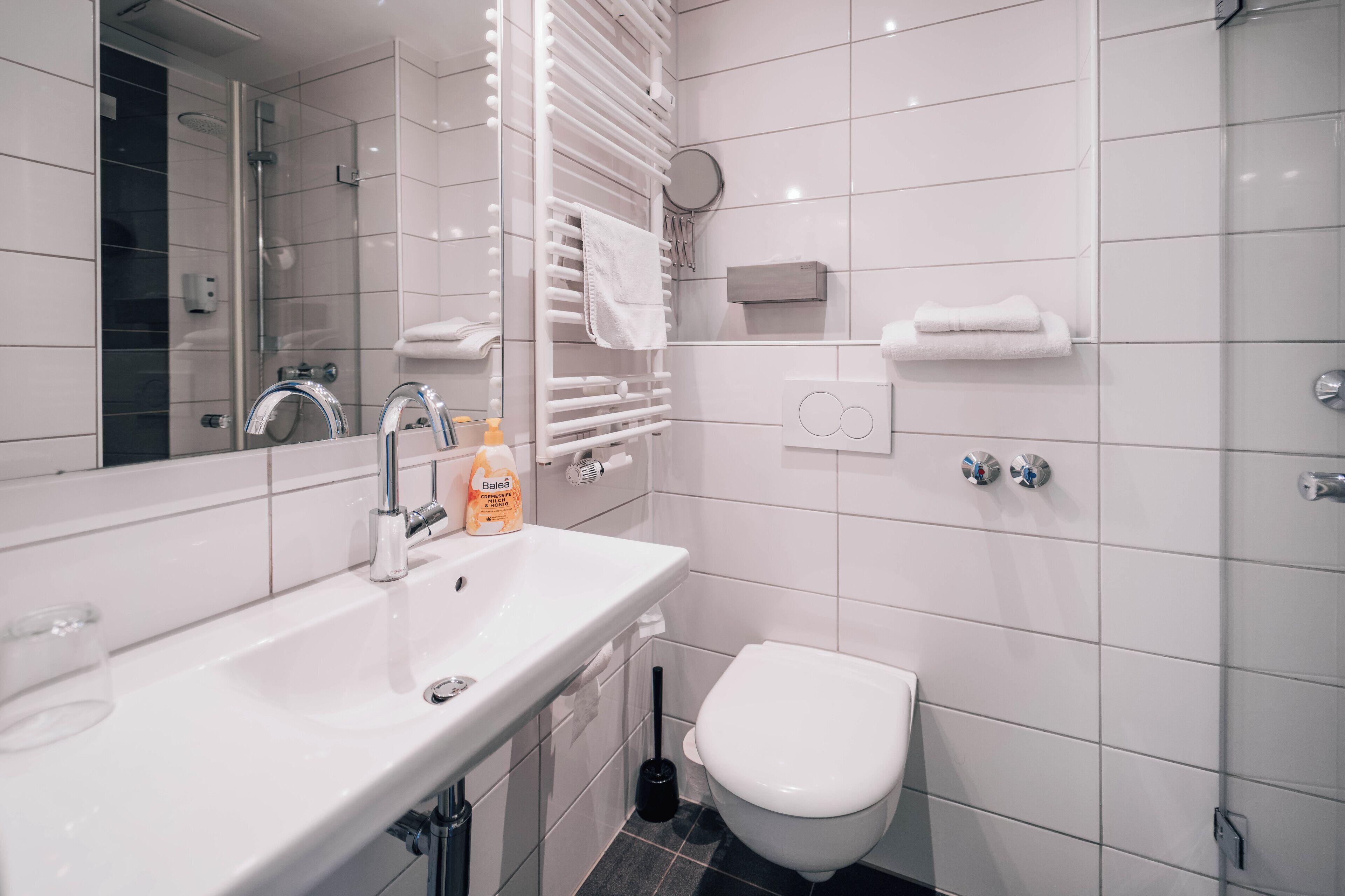 single room | 1 bedroom, desk, iron/ironing board, free wifi