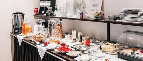 Daily buffet breakfast (EUR 9 per person)