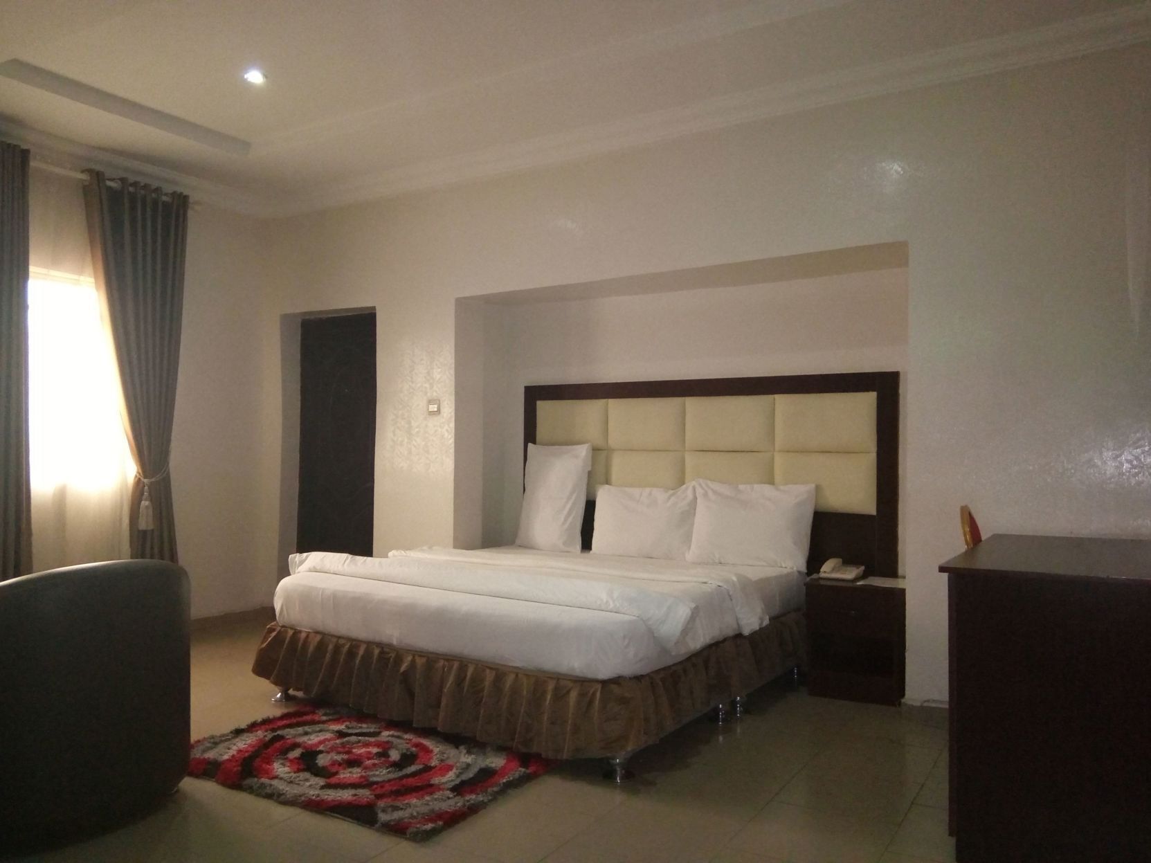 In-room safe, desk, free WiFi, bed sheets