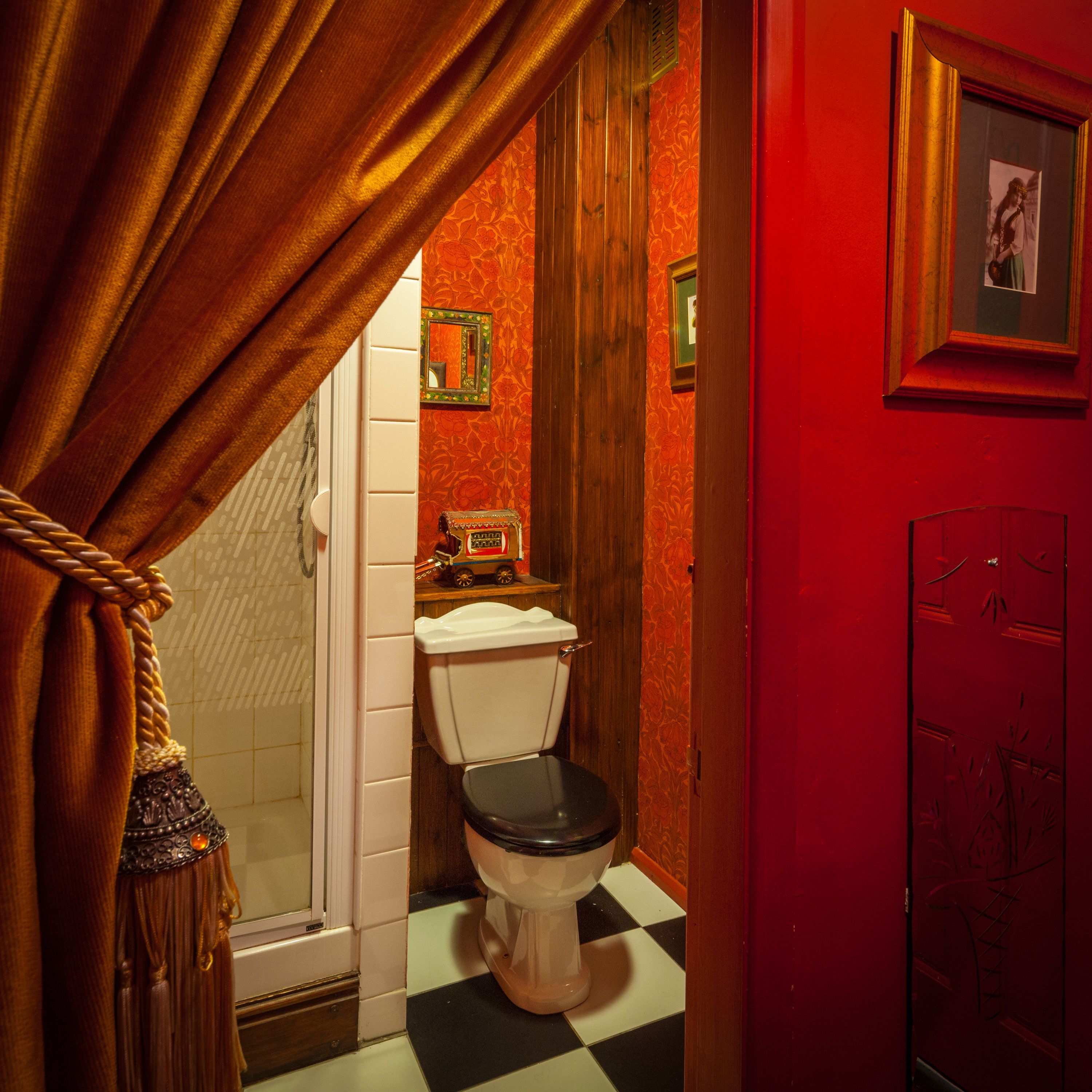 caravan | bathroom | designer toiletries, hair dryer, towels