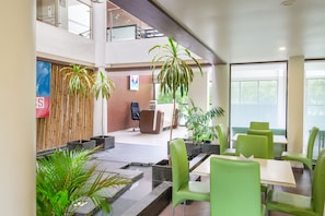Lobby sitting area - Monarch Montvert, Baner Pune (Pune)