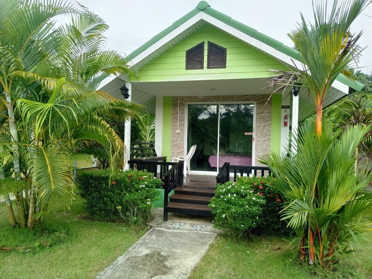 family room | blackout curtains, free wifi