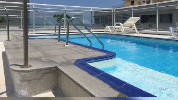 Piscine sur le toit