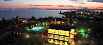 Sunday Summer Resort