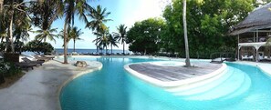 Outdoor pool - White Elephant Sea & Art Lodge (Malindi)