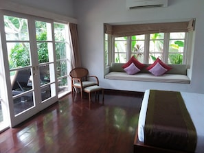 Deluxe-Villa, 2 Schlafzimmer, eigener Pool, Gartenblick | Ausblick vom Zimmer