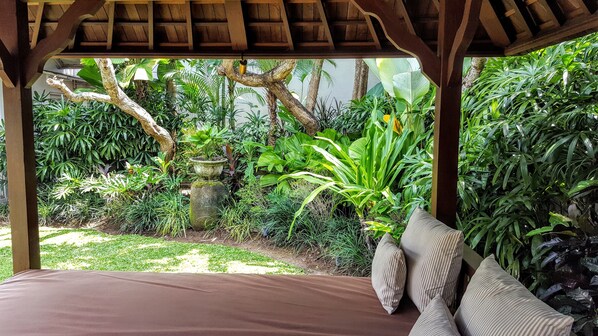 Área de juegos infantiles al aire libre