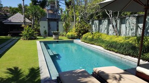 Villa Deluxe, 2 habitaciones, alberca privada, vista al jardín | Terraza o patio