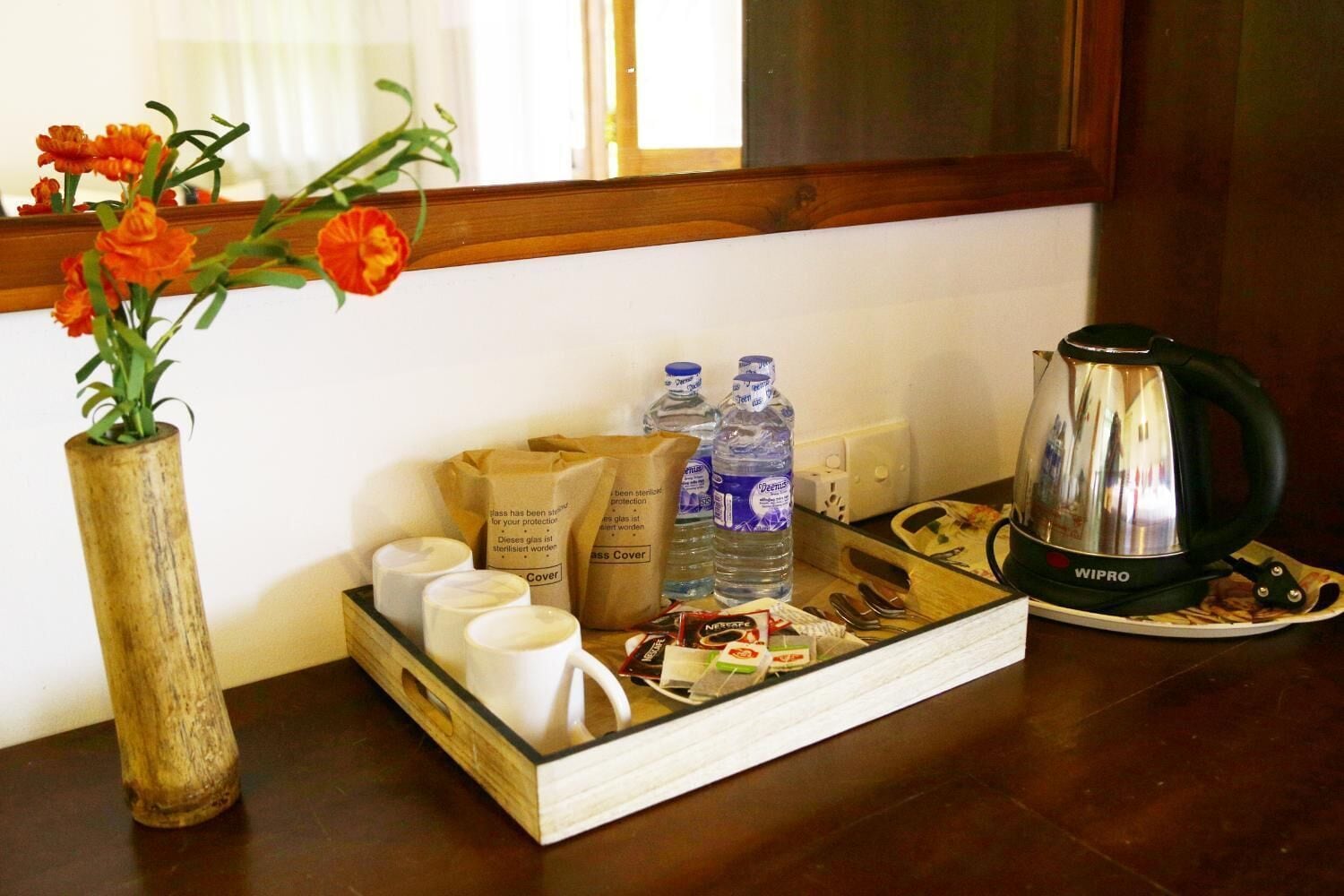 shower, rainfall showerhead, free toiletries, bidet