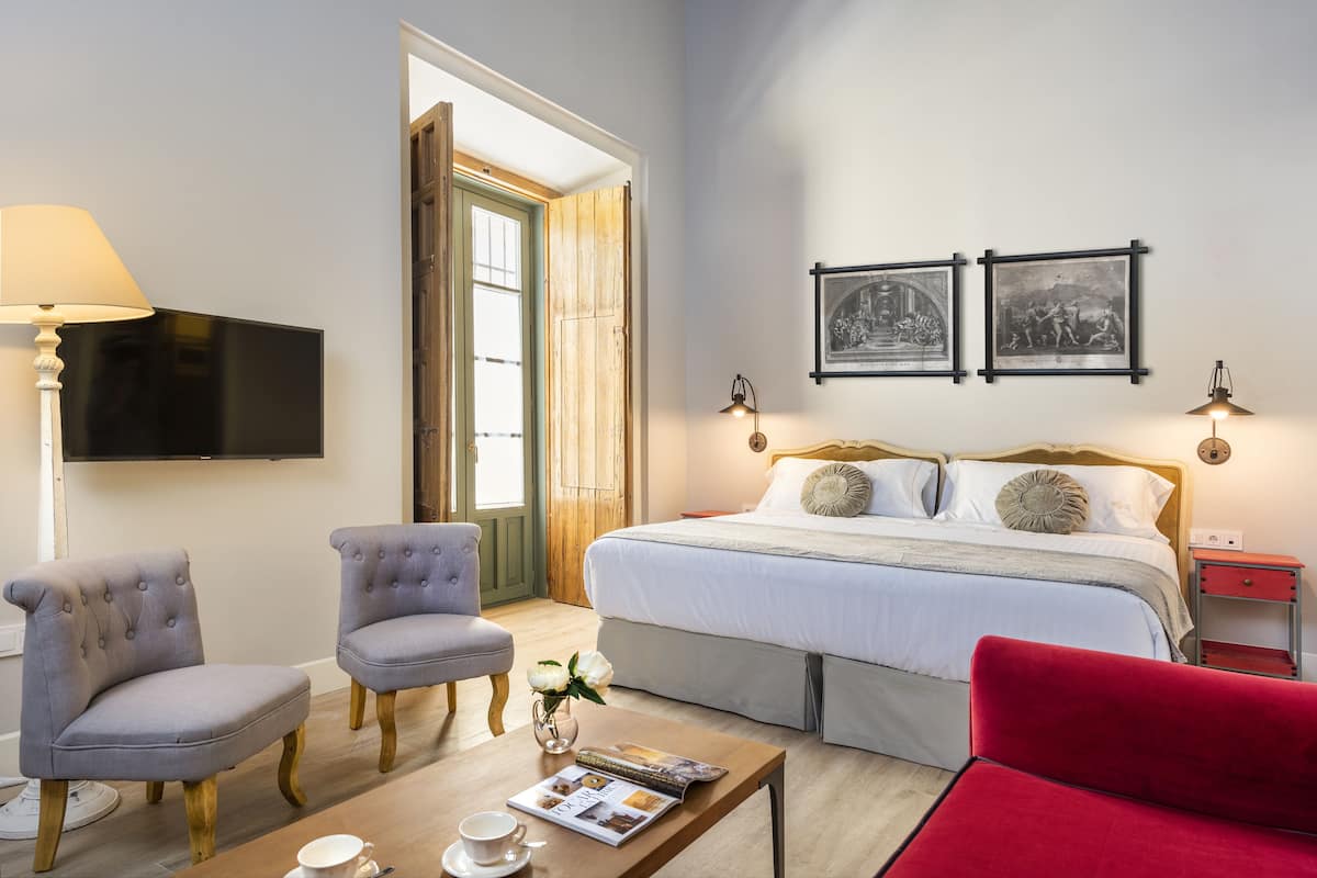 Appartement (2 Levels) | 1 slaapkamer, luxe beddengoed, een kluis op de kamer, een bureau