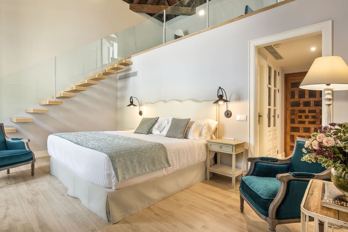 Biancheria da letto di alta qualità, una cassaforte in camera