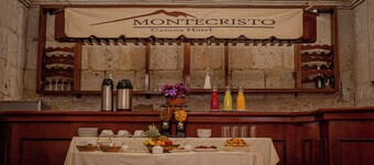 MonteCristoHotel