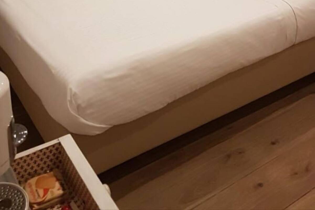 Habitación doble | Caja fuerte, escritorio, sistema de insonorización y wifi gratis