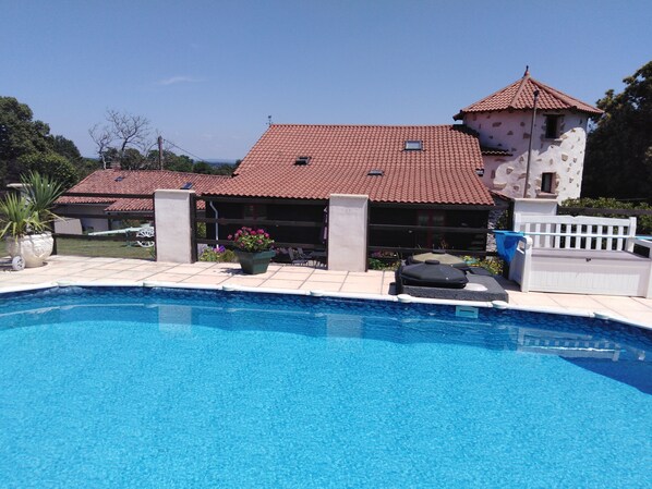 Seasonal outdoor pool