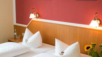 Doppel- oder Zweibettzimmer