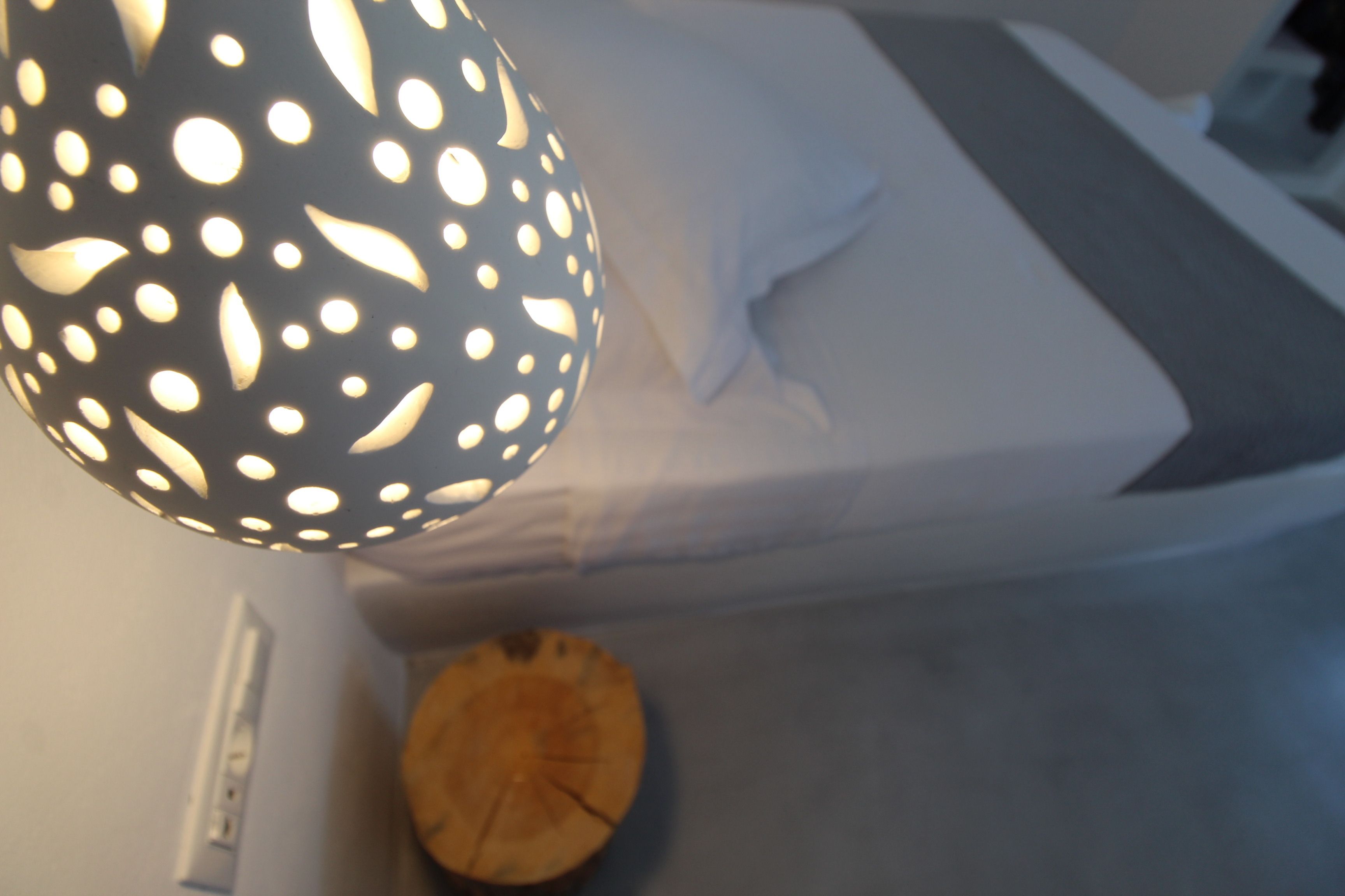 honeymoon suite | 1 bedroom, in-room safe, individually decorated, soundproofing