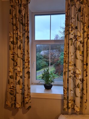Apartment, 2 Bedrooms (Upper Tower) | 1 bedroom, iron/ironing board, bed sheets