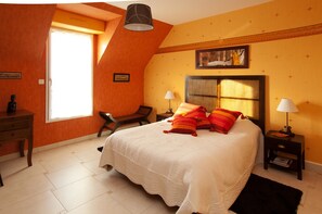 Suite, chambres communicantes (Ethnique) | Décoration personnalisée, ameublement personnalisé